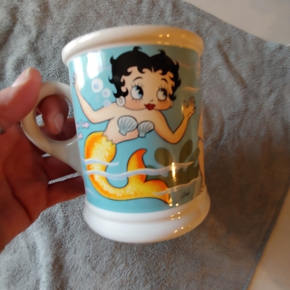 Collector betty boop mug